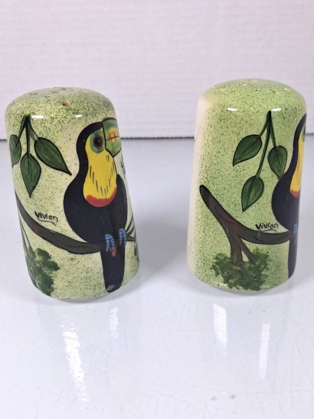 Vintage Toucan Birds Salt And Pepper Shakers Costa Rica Colorful Ceramic Signed